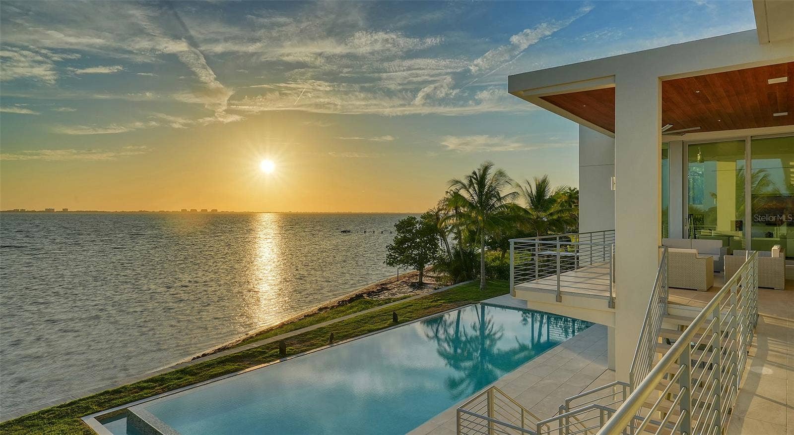 4123 BAY SHORE ROAD, Sarasota, FL 34234