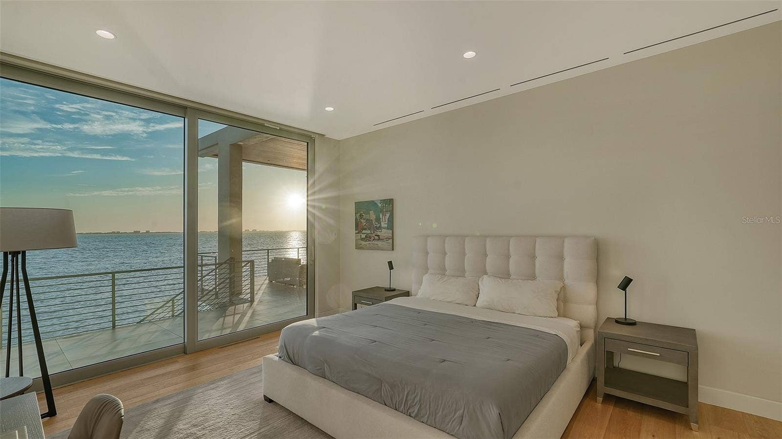 4123 BAY SHORE ROAD, Sarasota, FL 34234