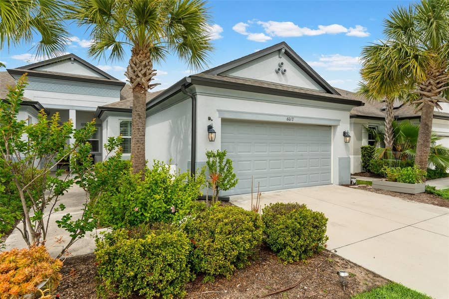 Property photo for 6017 AMBERLY DRIVE, Bradenton, FL