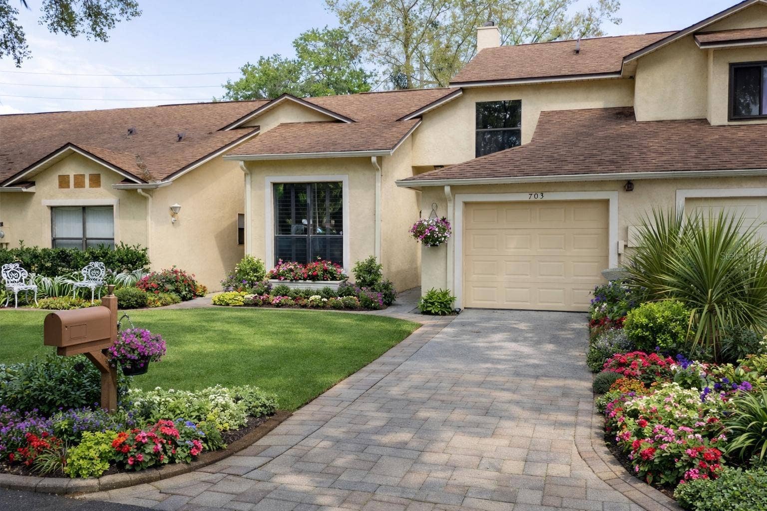 703 SWAN LANE, Altamonte Springs, FL 32701 703 SWAN LANE, Altamonte Springs, FL 32701