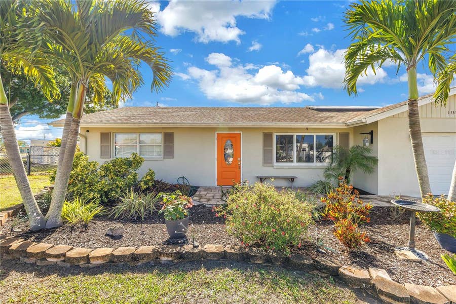 Property photo for 1335 FUNDY ROAD, Venice, FL