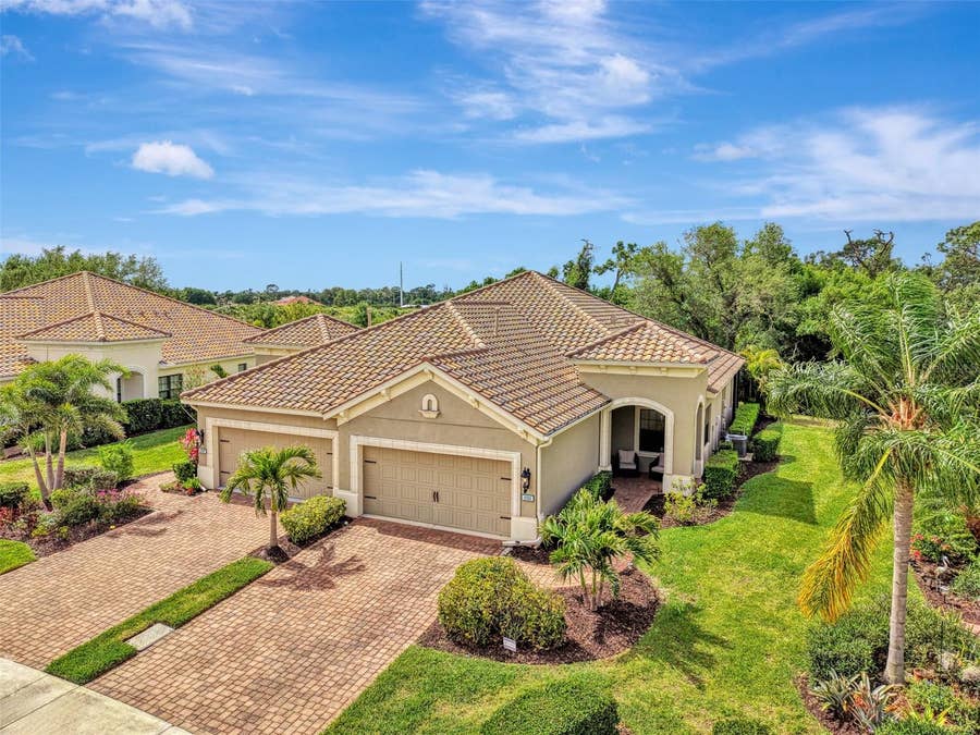 Property photo for 1321 BACKSPIN DRIVE, Englewood, FL