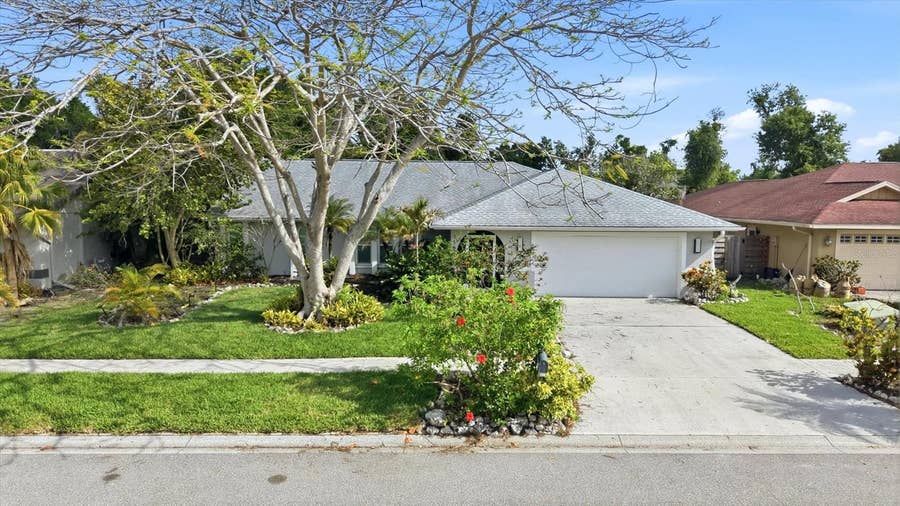 Property photo for 5599 WILDE OAK WAY, Sarasota, FL