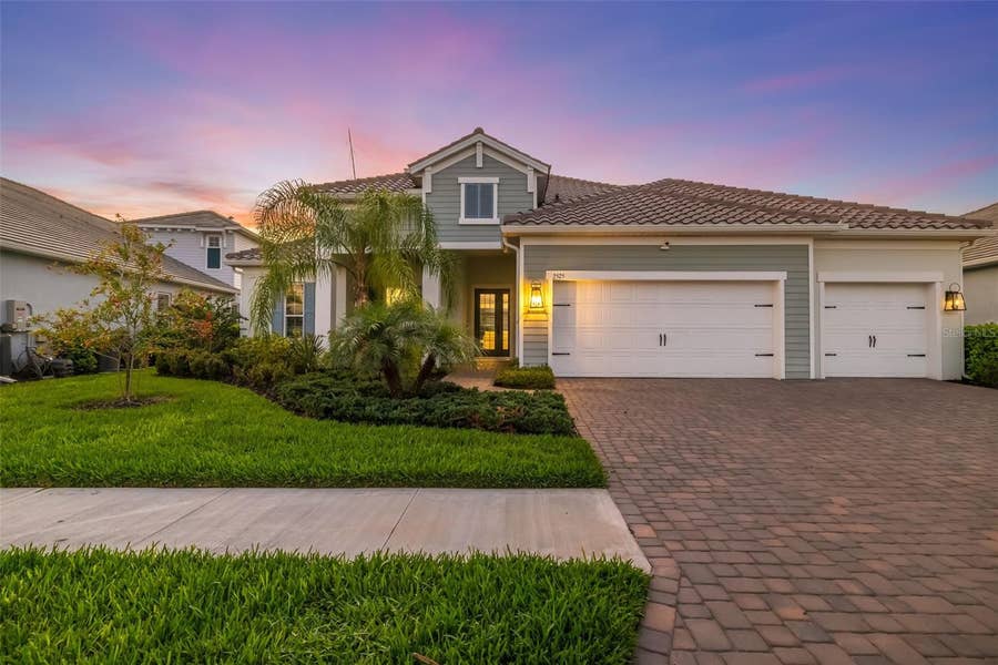 Property photo for 2525 PARADISE PLUM DRIVE, Sarasota, FL