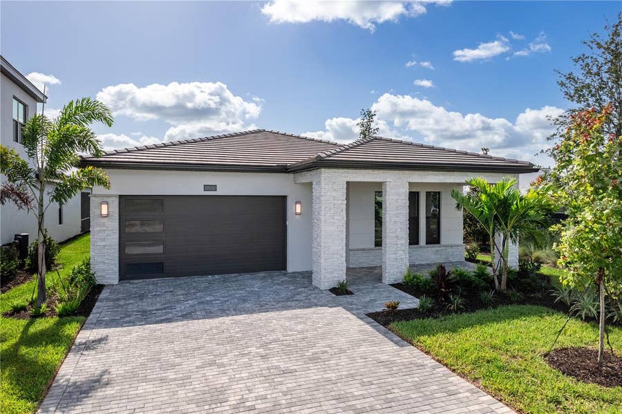 Property photo for 19030 WISDOM LANE, Venice, FL