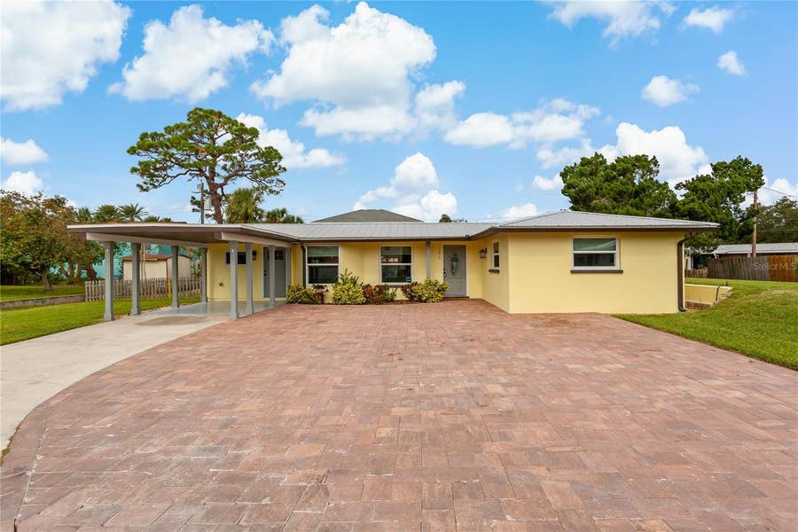 Property photo for 1675 BLAKEMORE LANE, Sarasota, FL