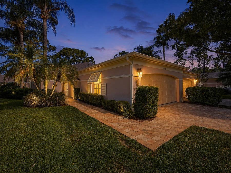 Property photo for 5526 CHANTECLAIRE, #31, Sarasota, FL