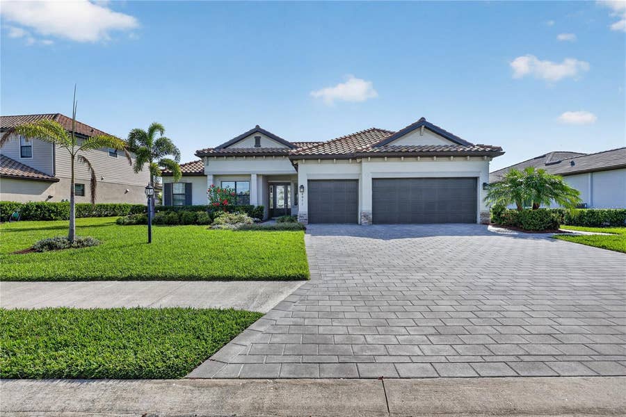 Property photo for 4911 SPARKLING SEA LANE, Bradenton, FL