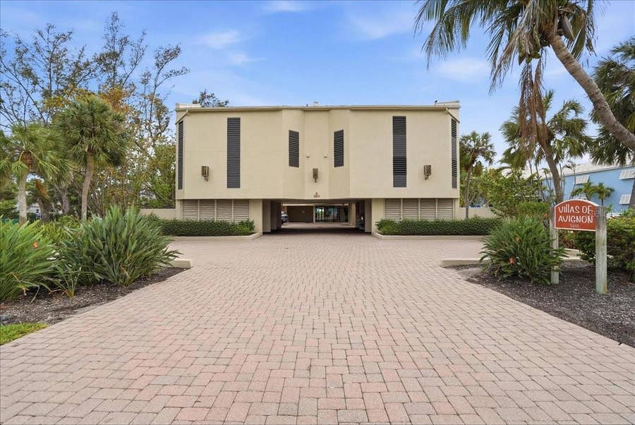 Property photo for 5611 GULF OF MEXICO DRIVE, #3, Longboat Key, FL