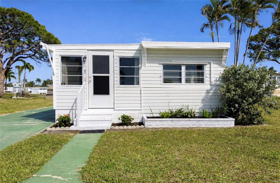 Property photo for 8 6TH STREET, Bradenton, FL