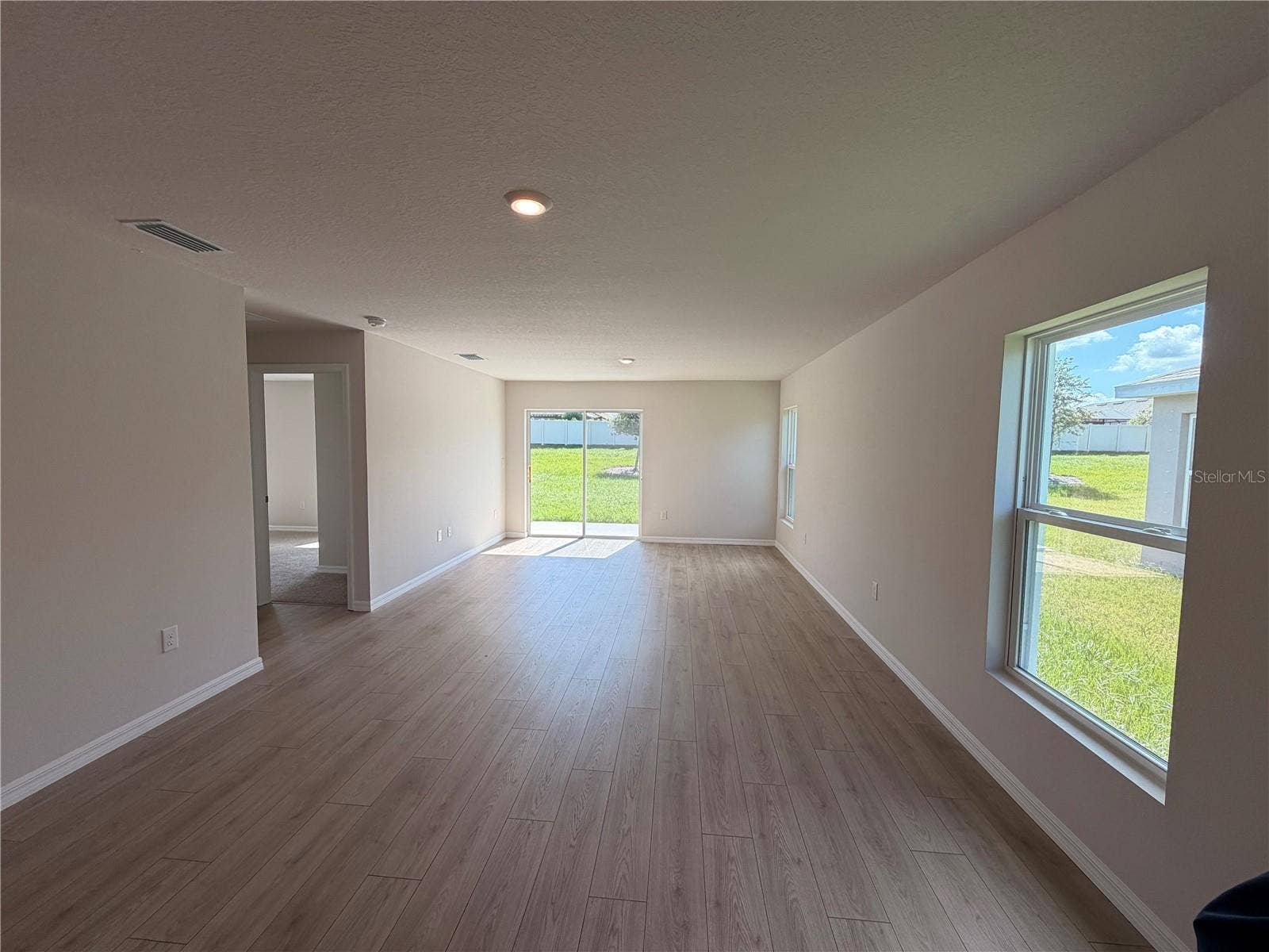 11010 44TH AVENUE E, Palmetto, FL 34221 11010 44TH AVENUE E, Palmetto, FL 34221