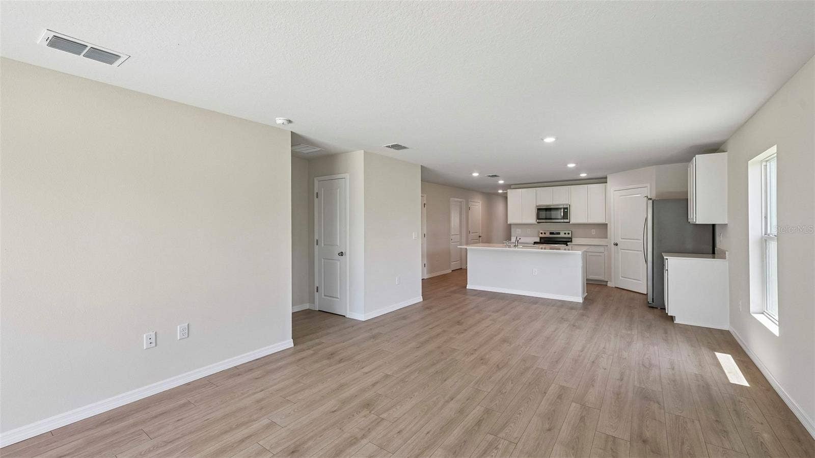 11010 44TH AVENUE E, Palmetto, FL 34221 11010 44TH AVENUE E, Palmetto, FL 34221