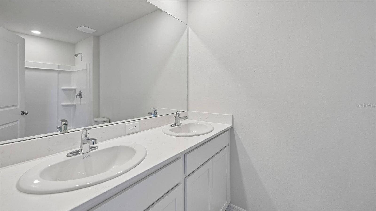 11010 44TH AVENUE E, Palmetto, FL 34221 11010 44TH AVENUE E, Palmetto, FL 34221