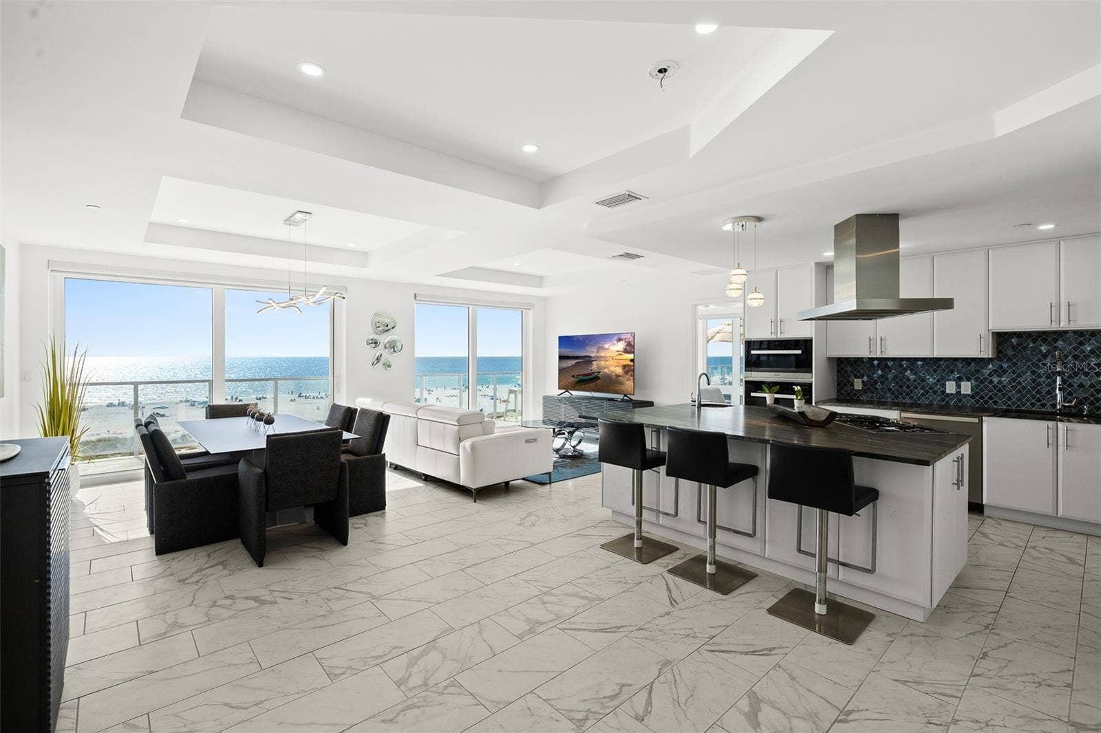 15 AVALON STREET, #502, Clearwater Beach, FL 33767