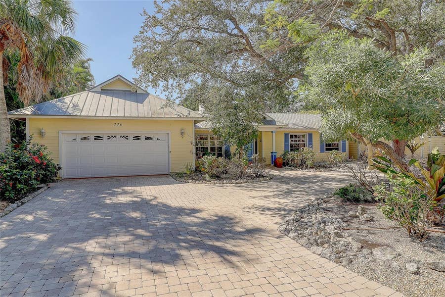 Property photo for 226 OGDEN STREET, Sarasota, FL