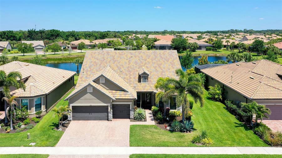 Property photo for 11176 ROSEATE COURT, Sarasota, FL