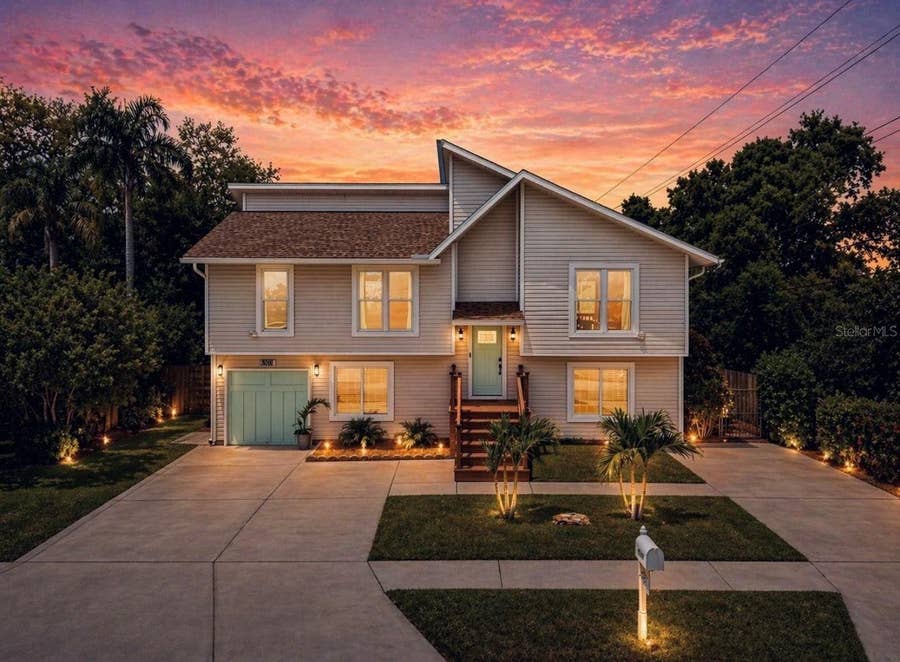 Property photo for 8096 GLENBROOKE LANE, Sarasota, FL
