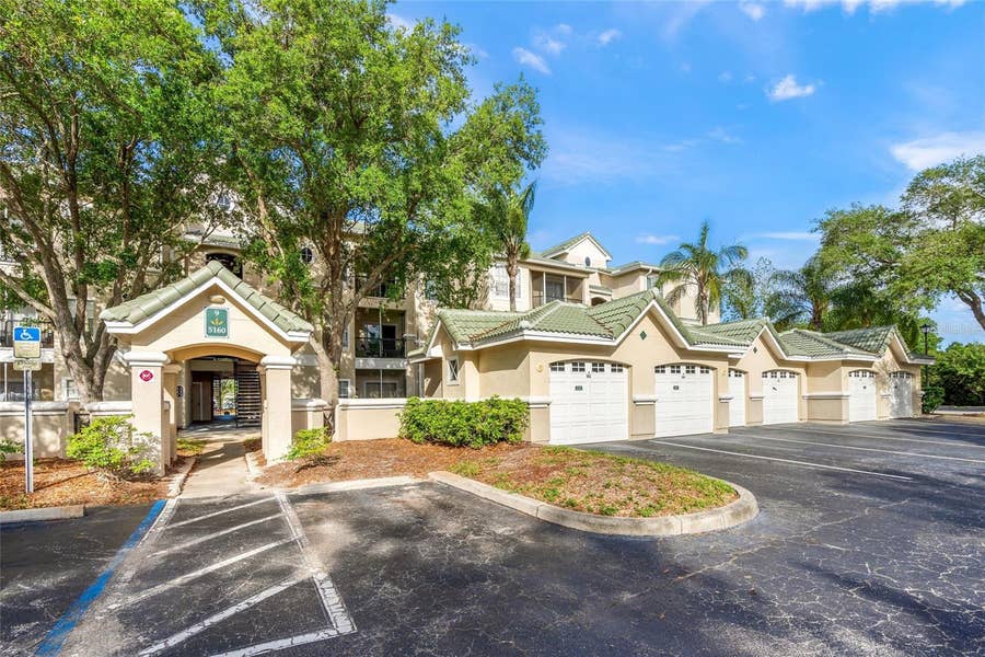 Property photo for 5160 NORTHRIDGE ROAD, #302, Sarasota, FL