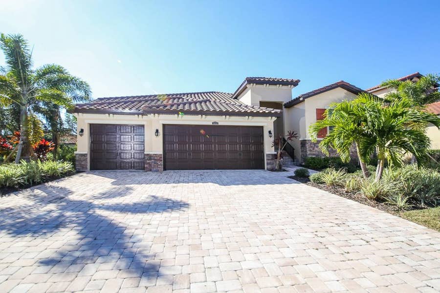 Property photo for 5614 TITLE ROW DRIVE, Bradenton, FL