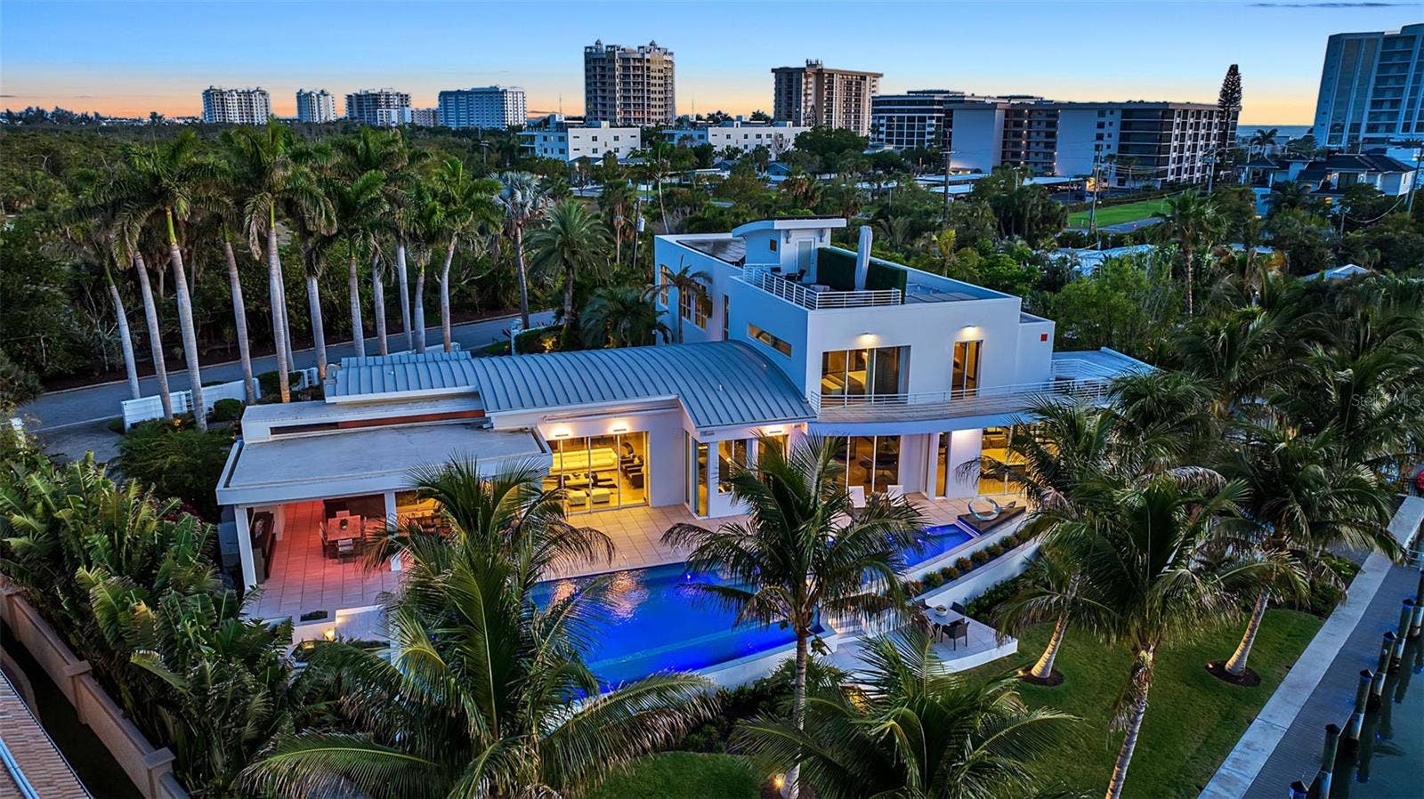 445 MCKINLEY DRIVE, Sarasota, FL 34236 445 MCKINLEY DRIVE, Sarasota, FL 34236