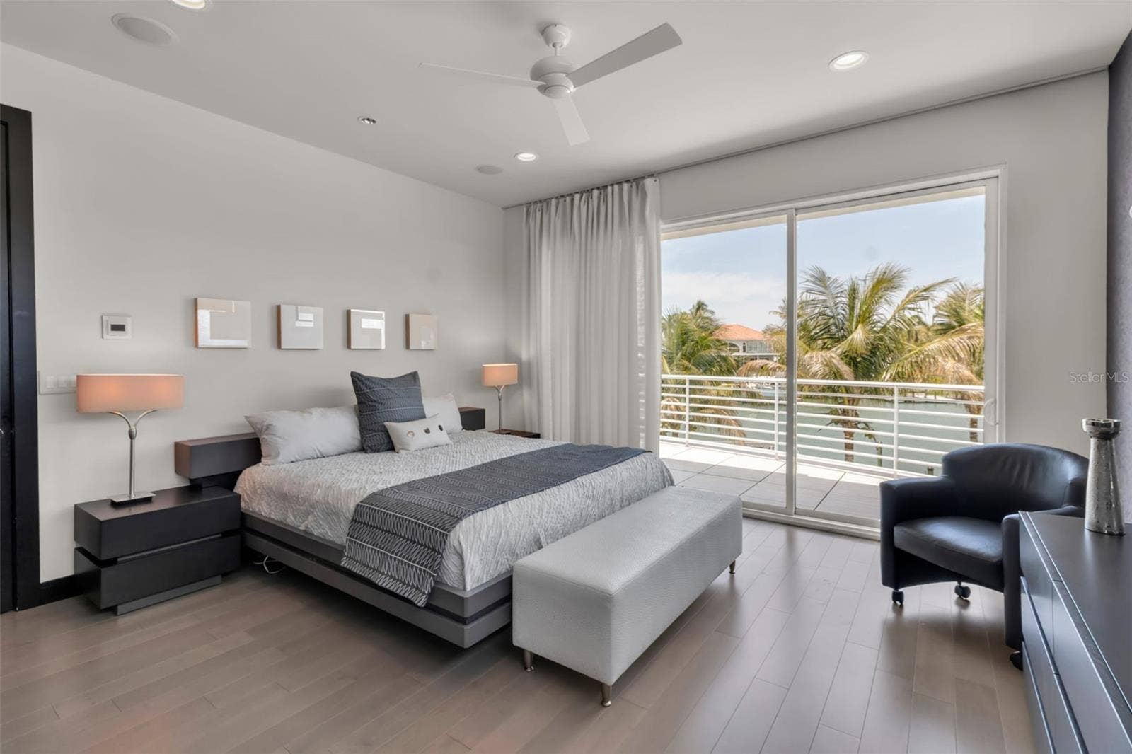 445 MCKINLEY DRIVE, Sarasota, FL 34236 445 MCKINLEY DRIVE, Sarasota, FL 34236
