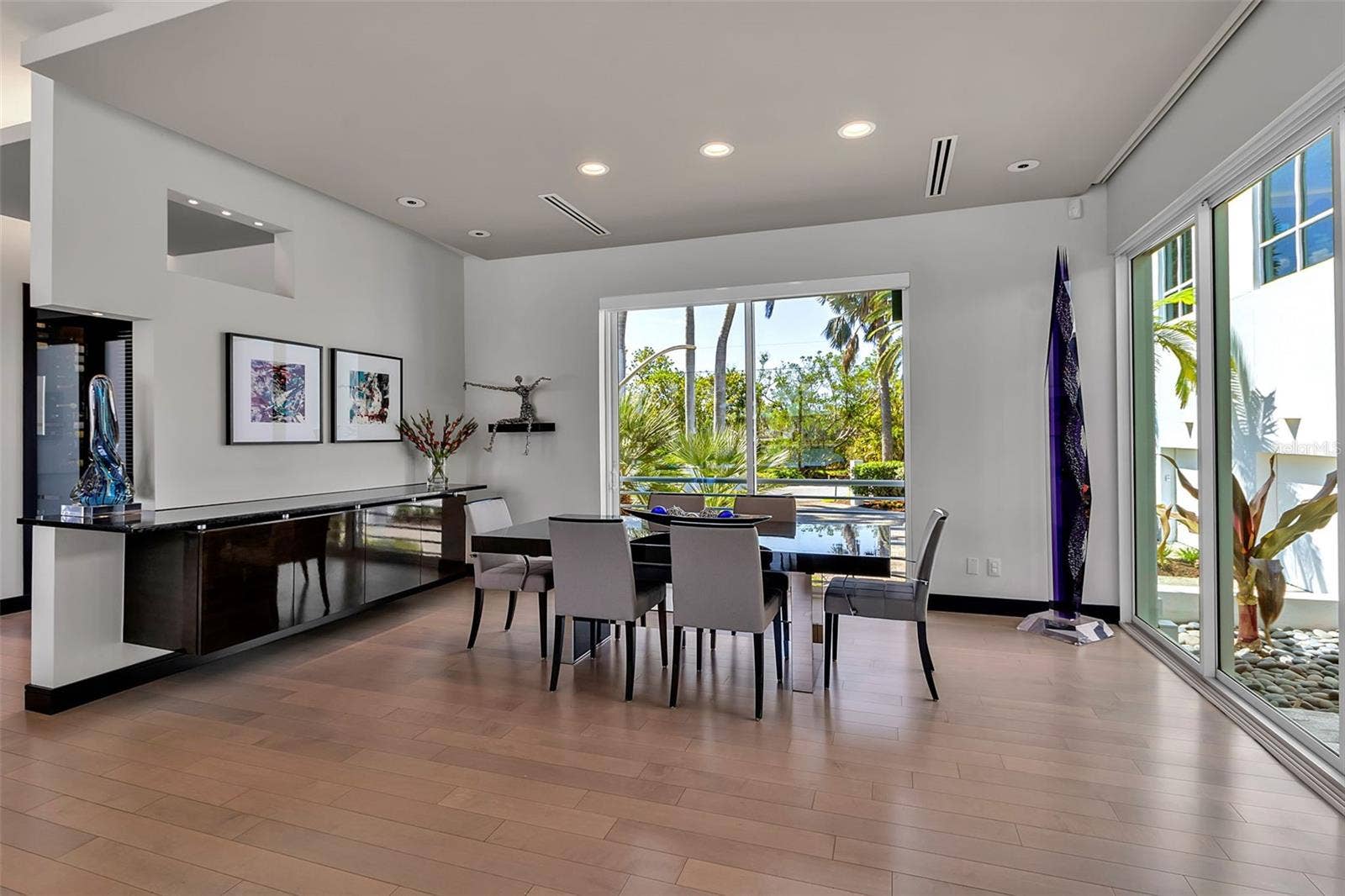 445 MCKINLEY DRIVE, Sarasota, FL 34236 445 MCKINLEY DRIVE, Sarasota, FL 34236