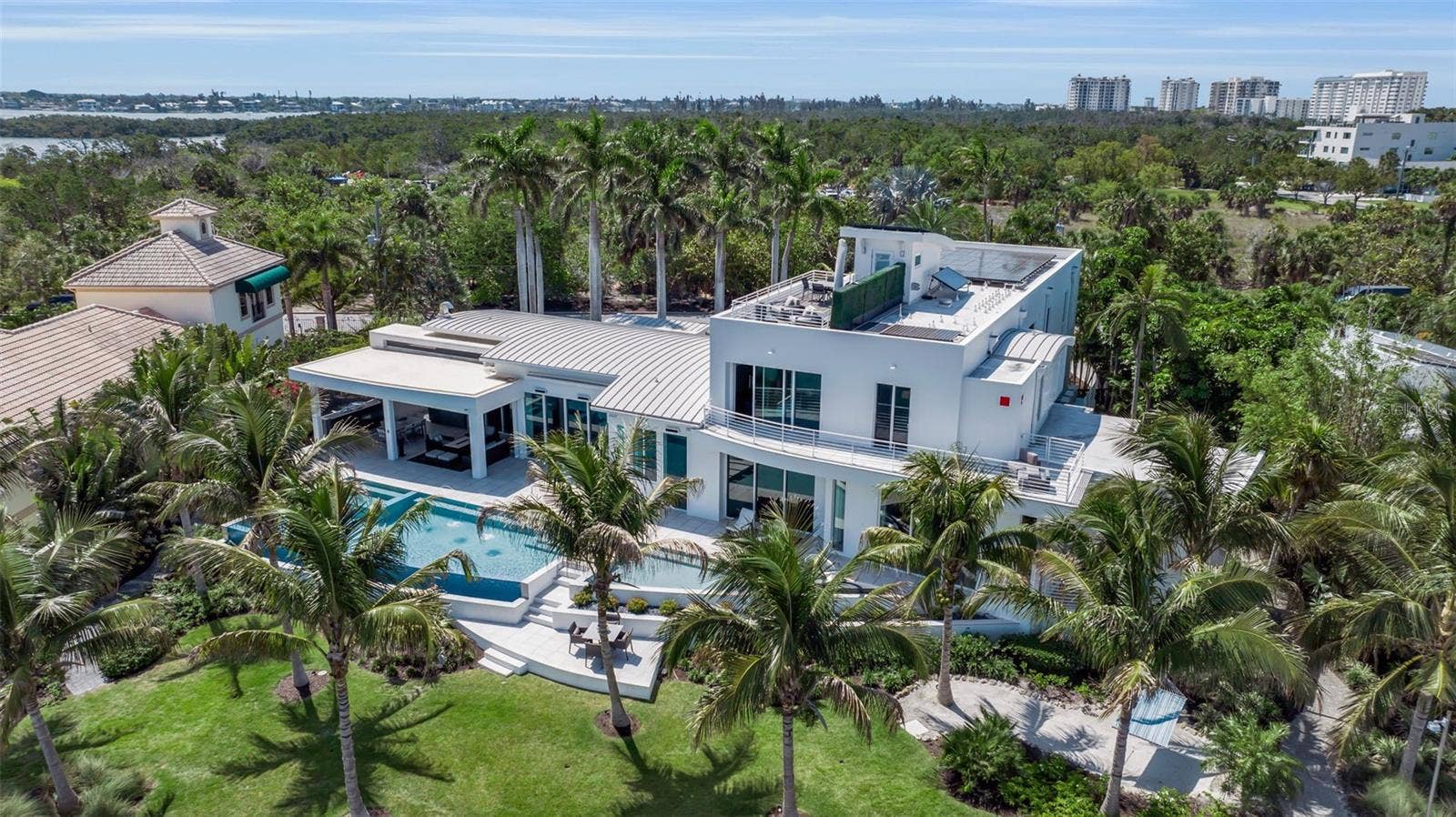 445 MCKINLEY DRIVE, Sarasota, FL 34236 445 MCKINLEY DRIVE, Sarasota, FL 34236