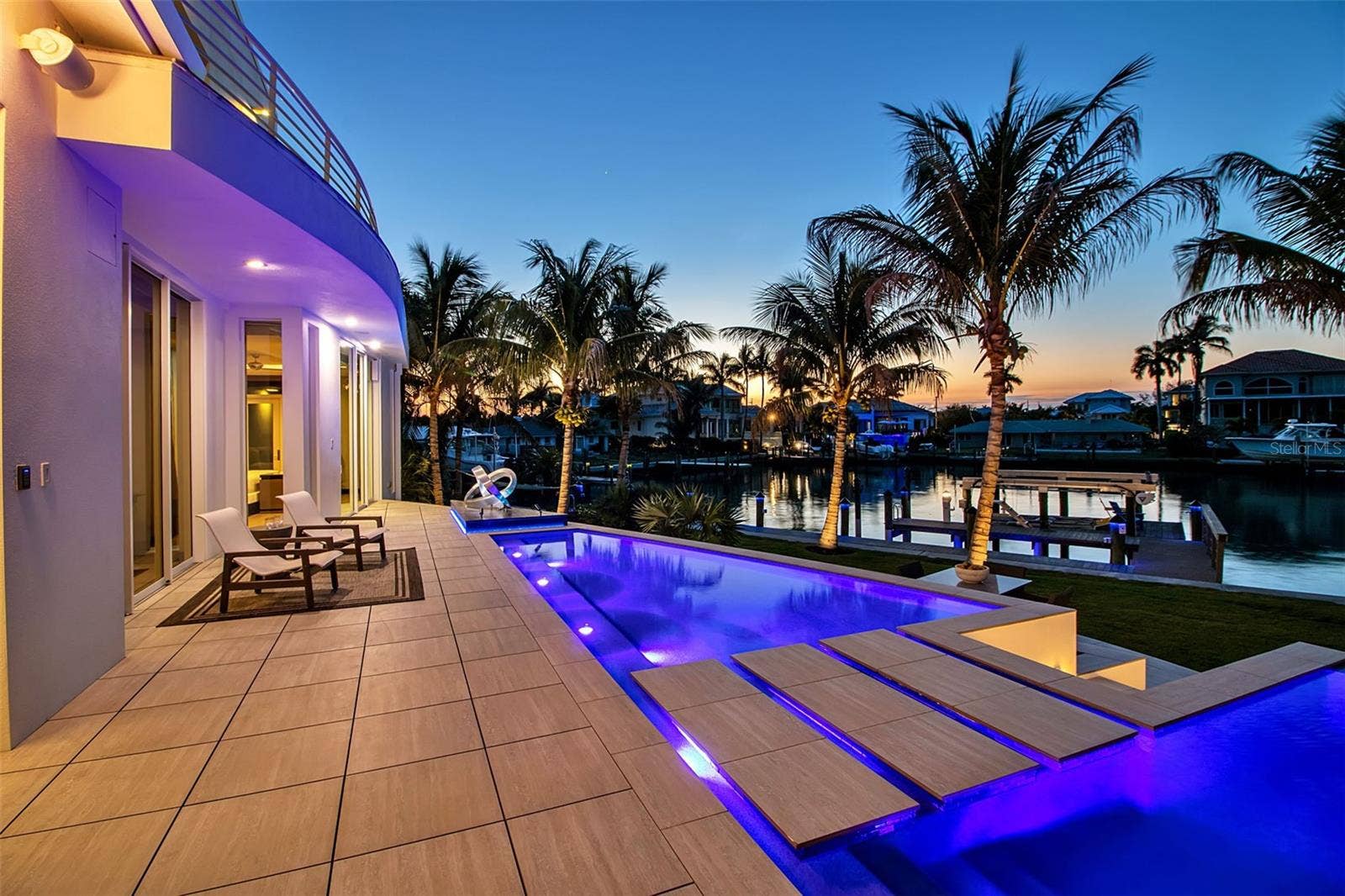 445 MCKINLEY DRIVE, Sarasota, FL 34236 445 MCKINLEY DRIVE, Sarasota, FL 34236