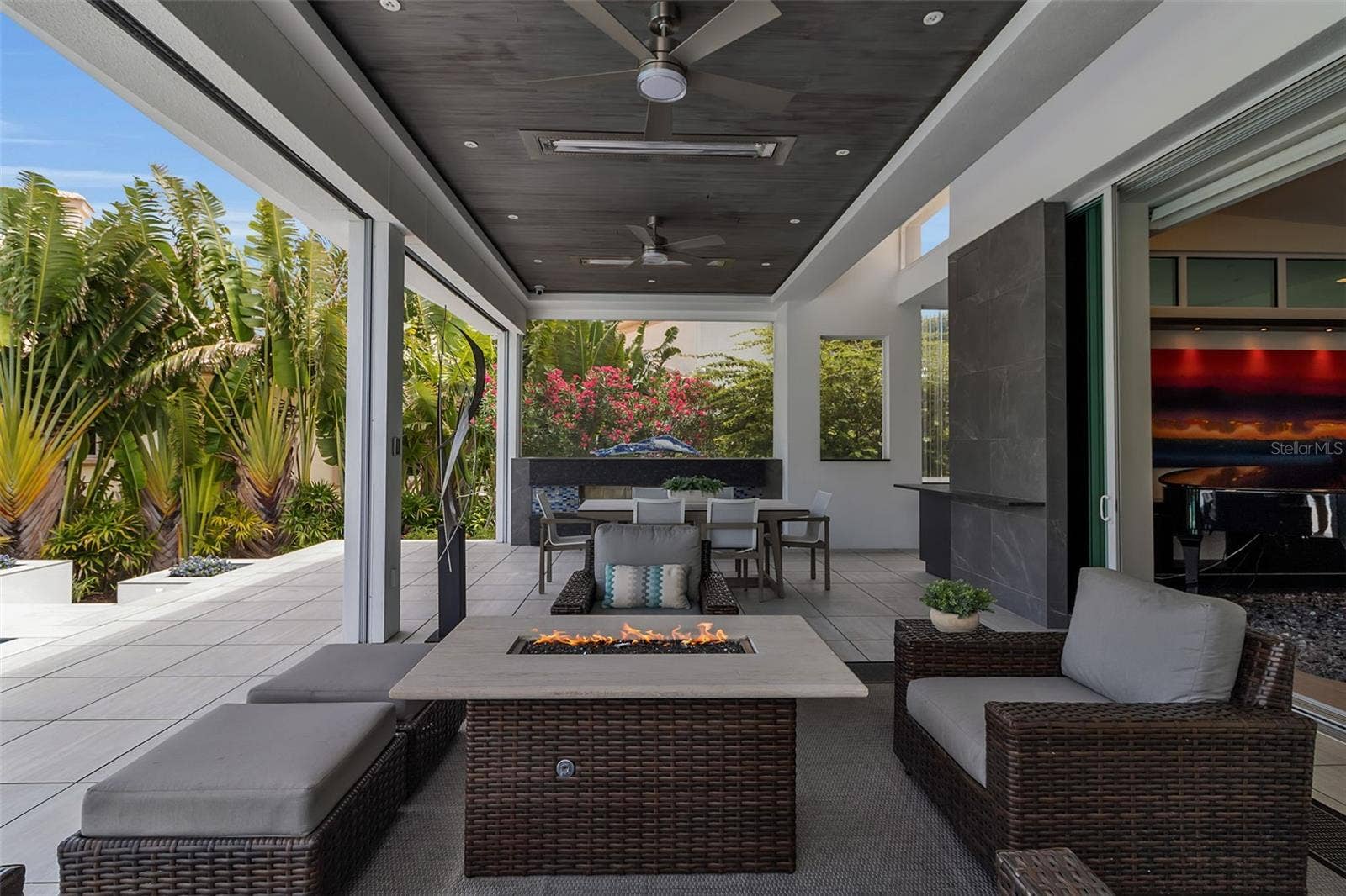 445 MCKINLEY DRIVE, Sarasota, FL 34236 445 MCKINLEY DRIVE, Sarasota, FL 34236