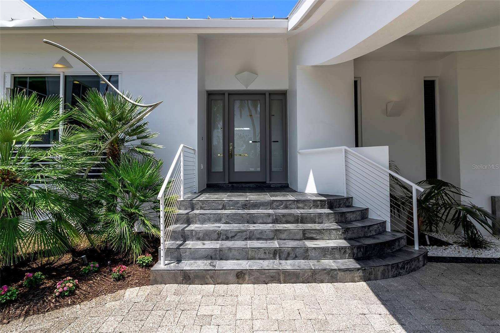 445 MCKINLEY DRIVE, Sarasota, FL 34236 445 MCKINLEY DRIVE, Sarasota, FL 34236