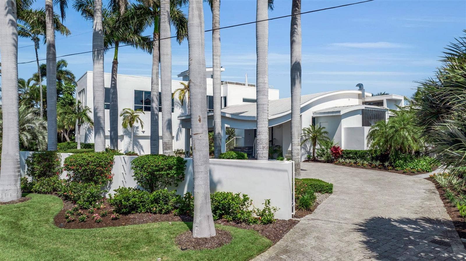445 MCKINLEY DRIVE, Sarasota, FL 34236 445 MCKINLEY DRIVE, Sarasota, FL 34236