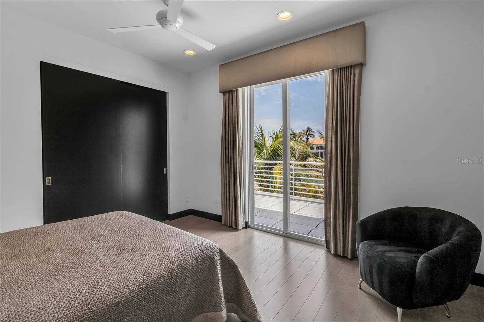 445 MCKINLEY DRIVE, Sarasota, FL 34236 445 MCKINLEY DRIVE, Sarasota, FL 34236