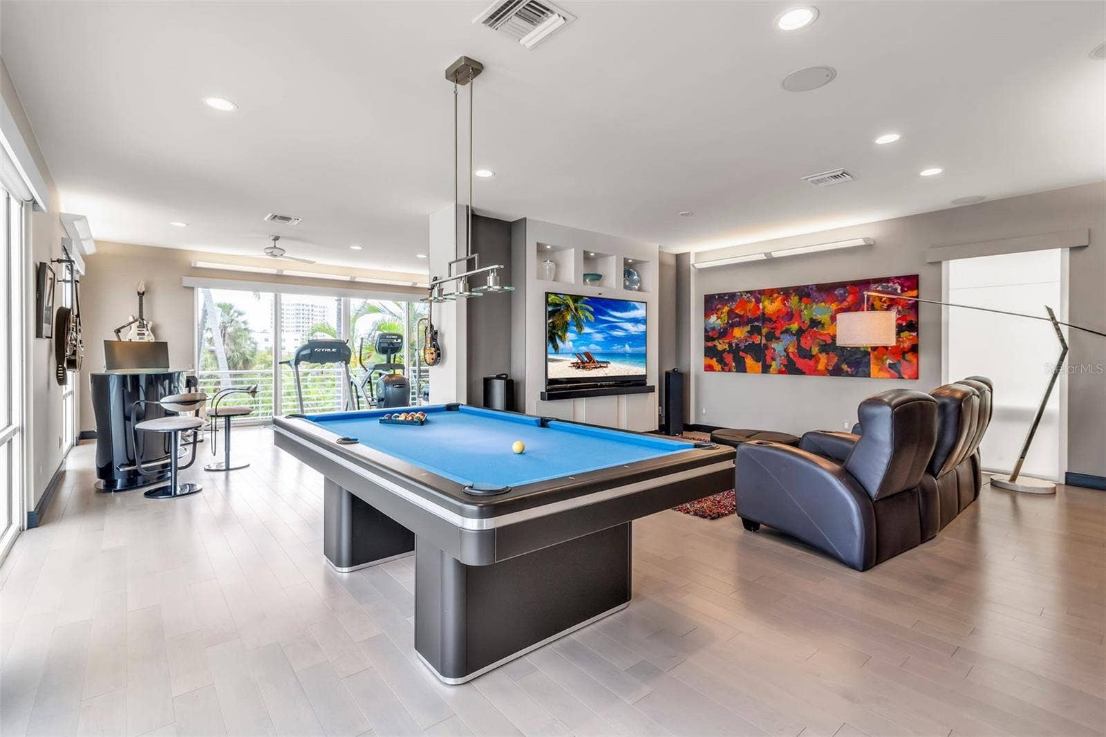 445 MCKINLEY DRIVE, Sarasota, FL 34236 445 MCKINLEY DRIVE, Sarasota, FL 34236