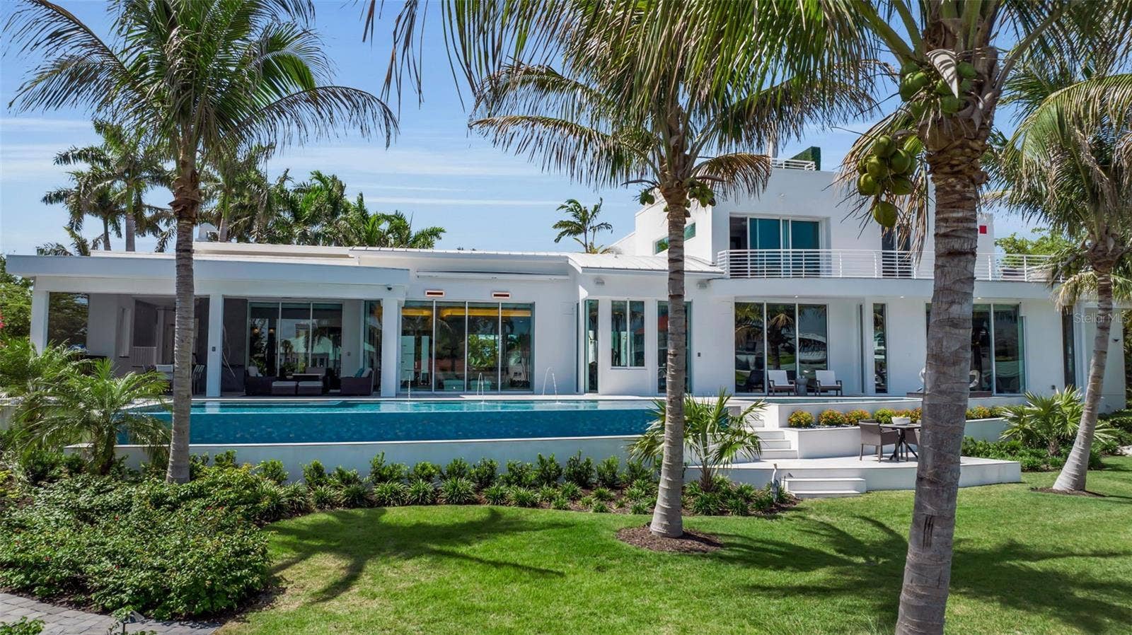 445 MCKINLEY DRIVE, Sarasota, FL 34236 445 MCKINLEY DRIVE, Sarasota, FL 34236
