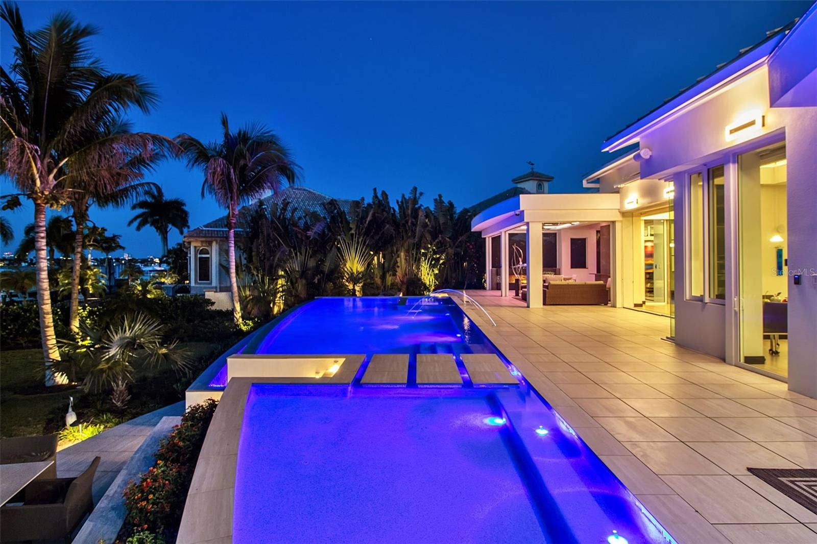 445 MCKINLEY DRIVE, Sarasota, FL 34236 445 MCKINLEY DRIVE, Sarasota, FL 34236