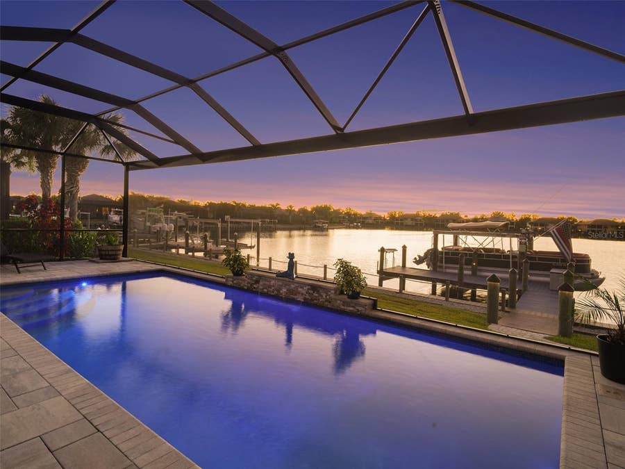 Property photo for 1018 OVERLOOK COURT, Bradenton, FL