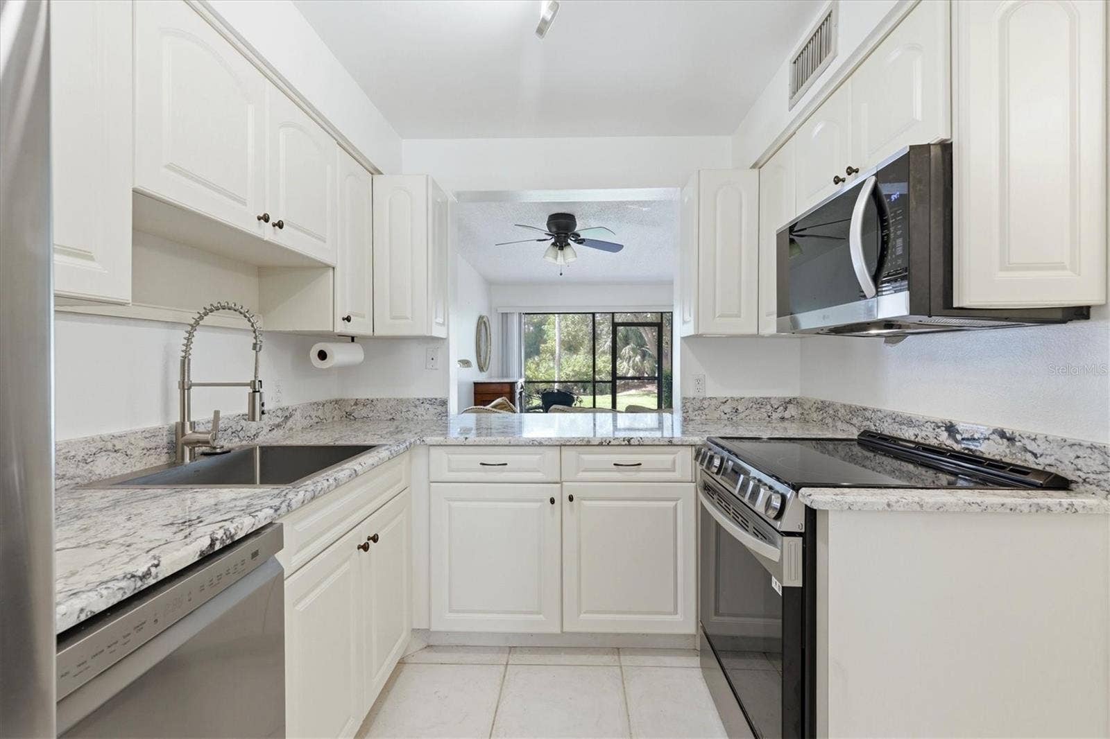 4528 LONGWATER, #35, Sarasota, FL 34235 4528 LONGWATER, #35, Sarasota, FL 34235