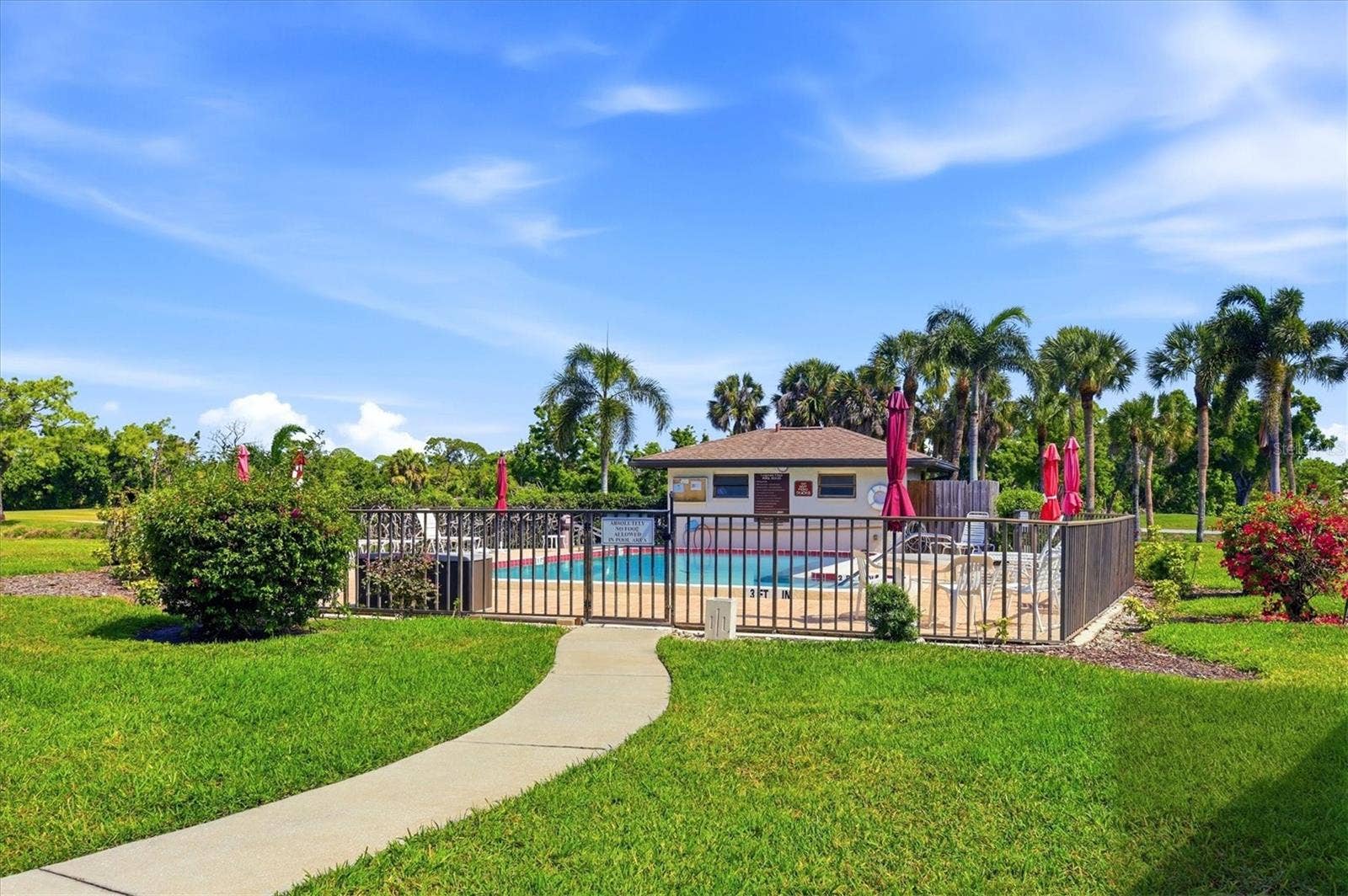 4528 LONGWATER, #35, Sarasota, FL 34235 4528 LONGWATER, #35, Sarasota, FL 34235