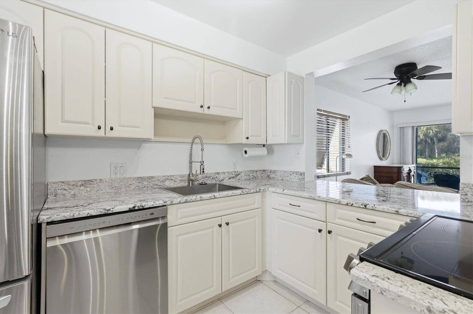 4528 LONGWATER, #35, Sarasota, FL 34235 4528 LONGWATER, #35, Sarasota, FL 34235