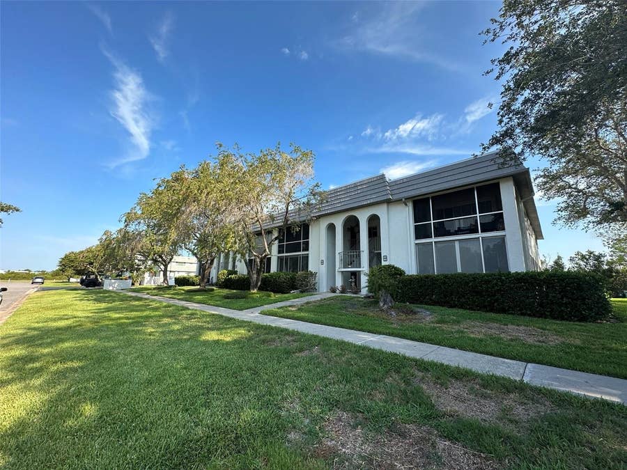 Property photo for 1641 SOUTHWOOD STREET, #1641, Sarasota, FL