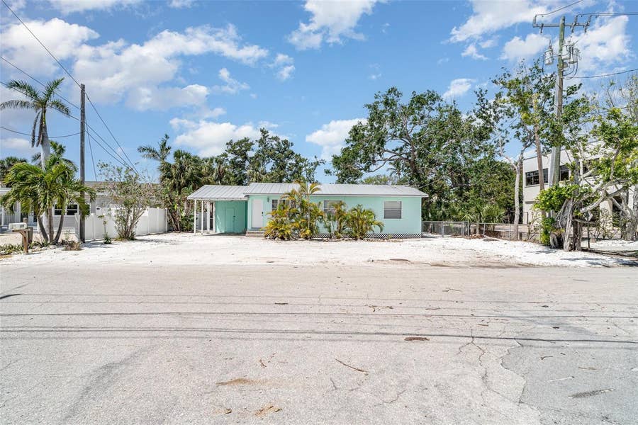 Property photo for 5026 CALLE MINORGA, Sarasota, FL