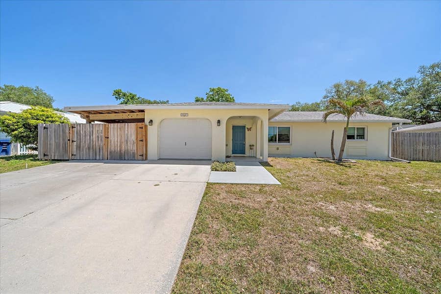 Property photo for 3247 WOODMONT DRIVE, Sarasota, FL