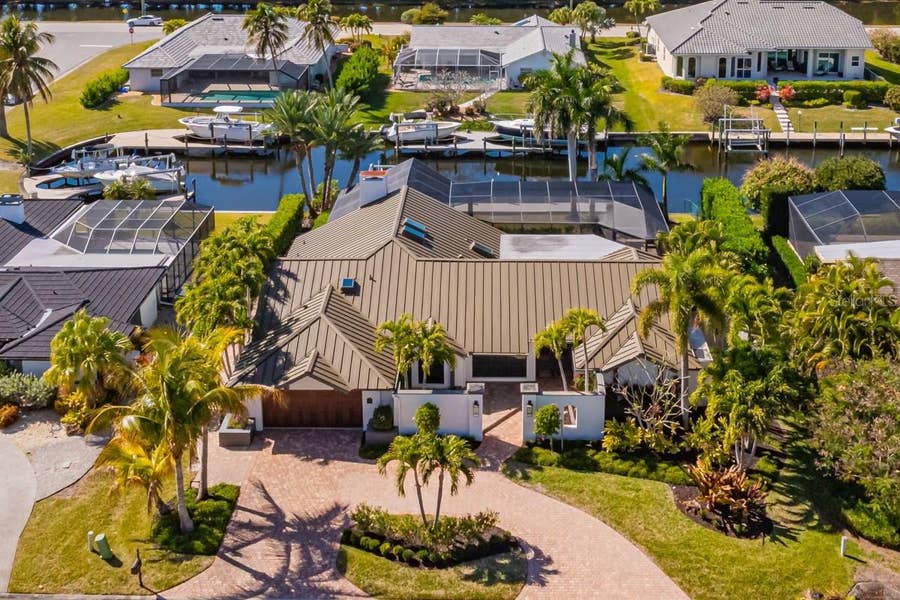 Property photo for 6777 DANAH COURT, Fort Myers, FL