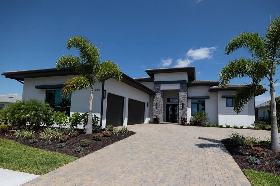 Property photo for 1075 BLUE SHELL LOOP, Sarasota, FL
