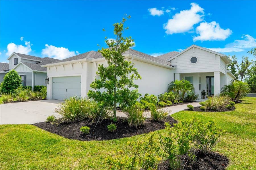 Property photo for 13744 OLD CREEK COURT, Parrish, FL