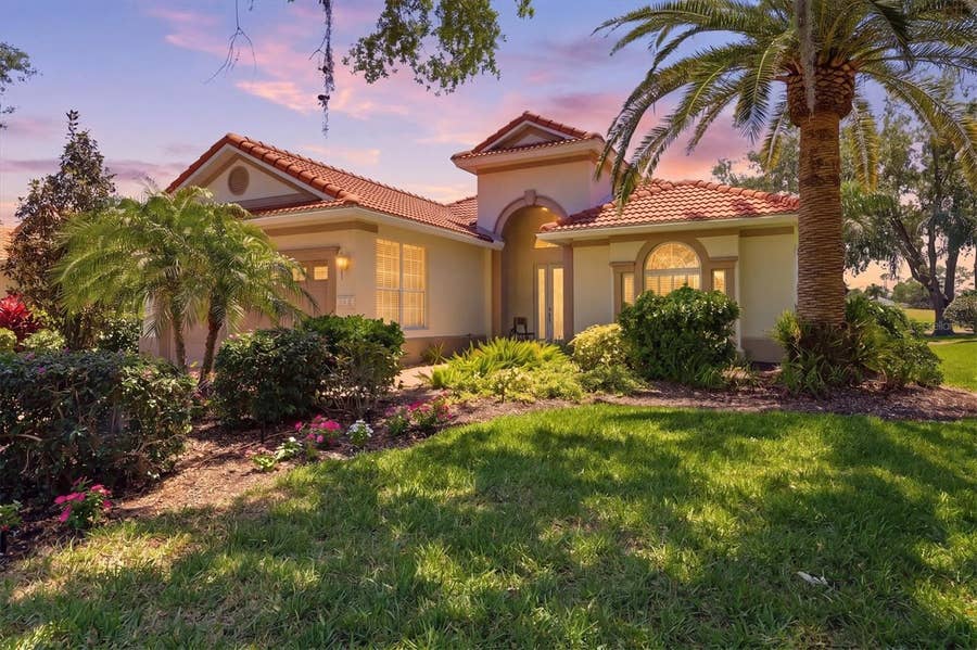 Property photo for 7316 SAINT GEORGES WAY, University Park, FL