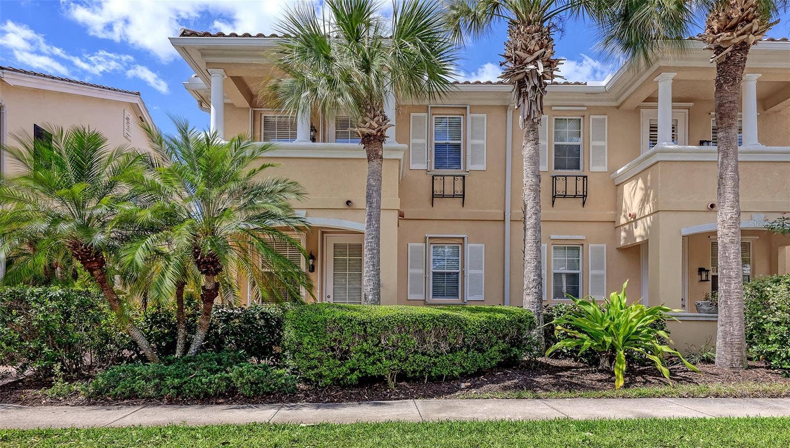 1586 DORGALI DRIVE, Sarasota, FL 34238 Welcome to 1586 Dorgali Drive.