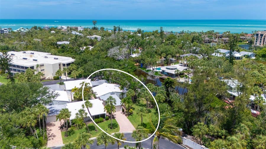 Property photo for 239 HOURGLASS WAY, #V7, Sarasota, FL