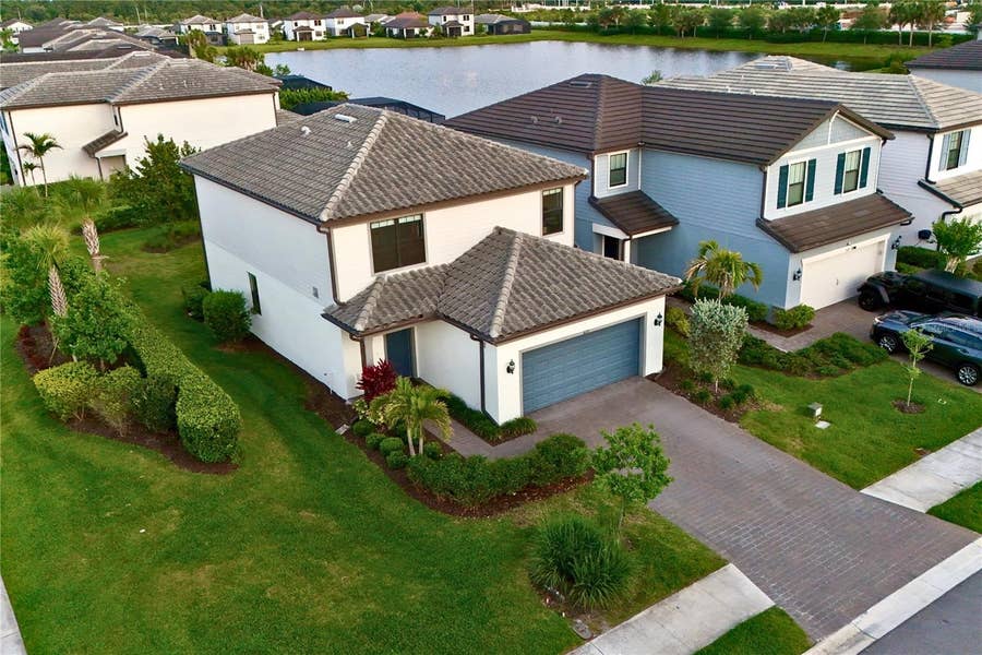 Property photo for 6111 BLUESTAR COURT, Lakewood Ranch, FL