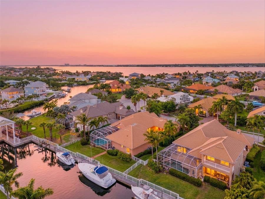 Property photo for 4714 MAINSAIL DRIVE, Bradenton, FL